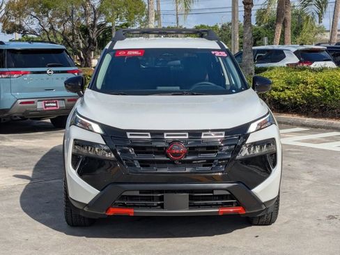 Certified 2025 Nissan Rogue SV image 2