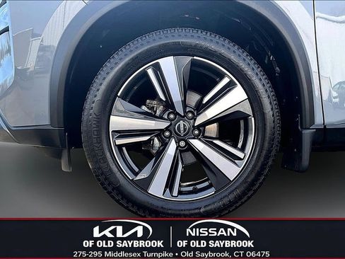 Used 2023 Nissan Rogue SL AWD/4WD image 34