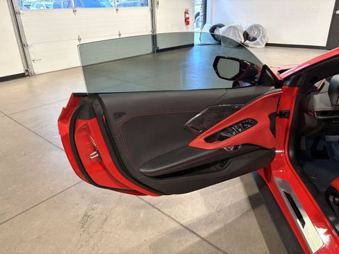 Used 2022 Chevrolet Corvette Stingray Preferred Conv w/ Z51 Performance Package RWD image 35