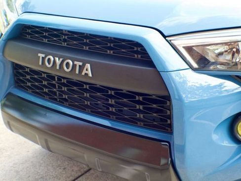 Used 2018 Toyota 4Runner TRD Pro AWD/4WD image 15