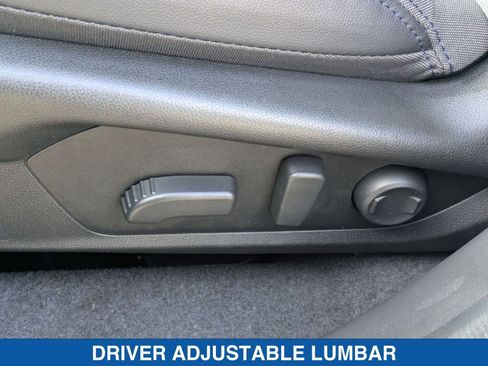 Certified 2025 Subaru Forester Premium AWD/4WD image 27