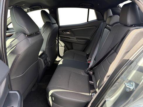 New 2026 Subaru Uncharted Premium FWD image 16