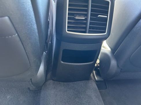 Used 2025 Kia Sportage EX image 40