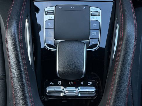 Used 2022 Mercedes-Benz GLE 53 AMG 4MATIC image 37