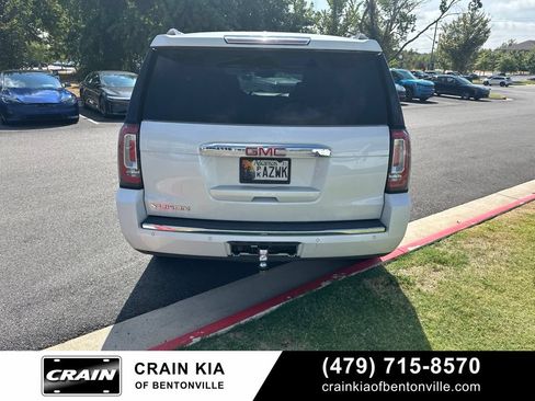 Used 2020 GMC Yukon Denali w/ Denali Premium Package AWD/4WD image 9