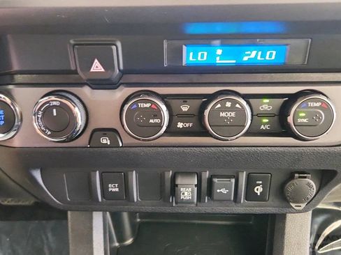 Used 2023 Toyota Tacoma TRD Off-Road AWD/4WD image 25