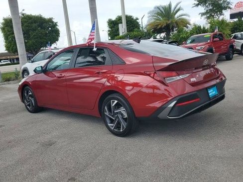 Certified 2025 Hyundai Elantra Sport w/ Cargo Package FWD image 7