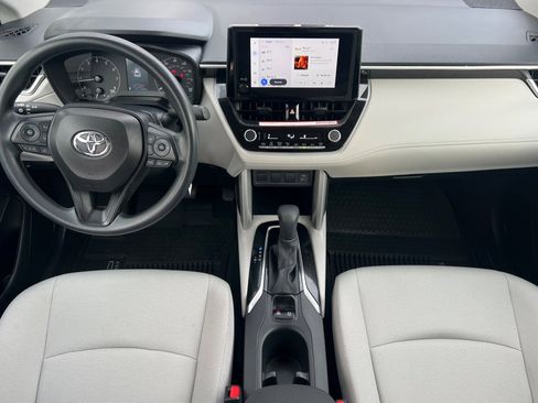 Certified 2024 Toyota Corolla Cross L image 10