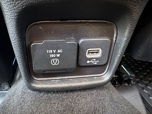 Used 2018 Jeep Compass Trailhawk w/ Leather Interior Group image 26