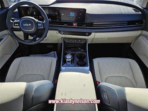 New 2026 Kia Carnival EX image 8