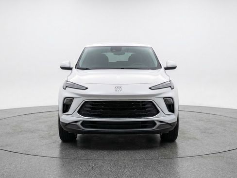 Used 2025 Buick Encore GX Preferred image 2