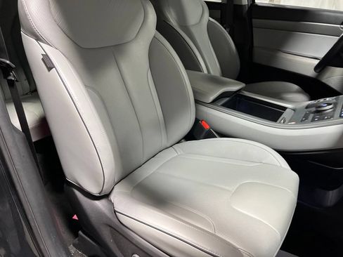 Used 2025 Hyundai Palisade SEL FWD image 9