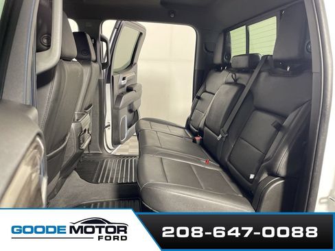 Used 2022 Chevrolet Silverado 1500 RST w/ Convenience Package II AWD/4WD image 20