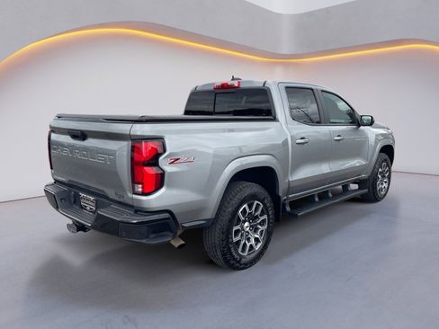 Used 2023 Chevrolet Colorado Z71 w/ Z71 Convenience Package 2 image 3