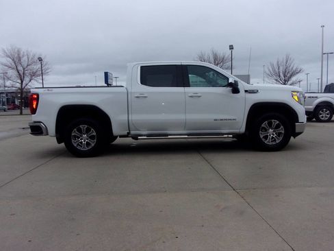 Used 2021 GMC Sierra 1500 SLE AWD/4WD image 5
