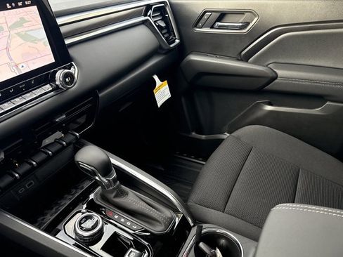 New 2026 GMC Canyon Elevation w/ Convenience Package image 22