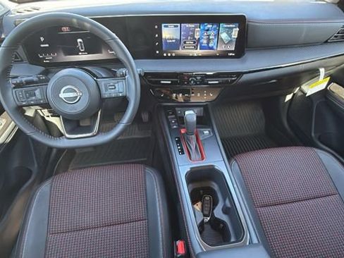 New 2026 Nissan Kicks SR w/ Cold Weather Package image 26