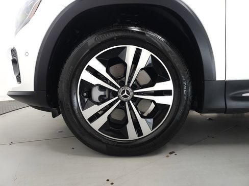 Certified 2026 Mercedes-Benz GLB 250 4MATIC image 34