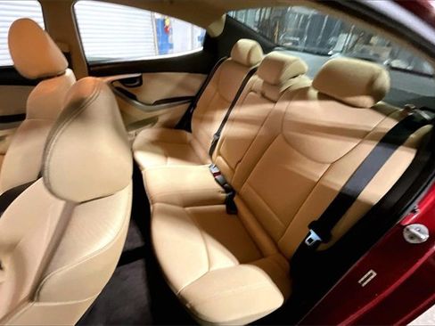 Used 2011 Hyundai Elantra GLS w/ Navigation Pkg 4 image 27