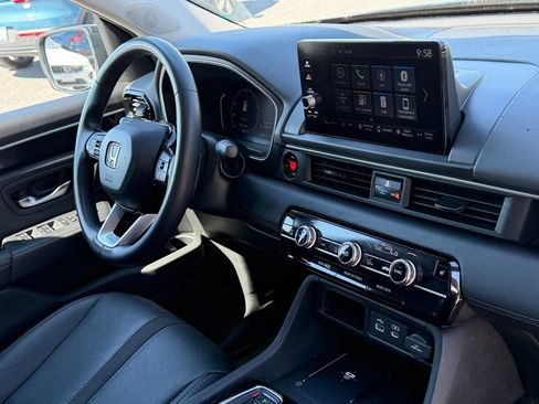 Used 2025 Honda Pilot EX-L image 13