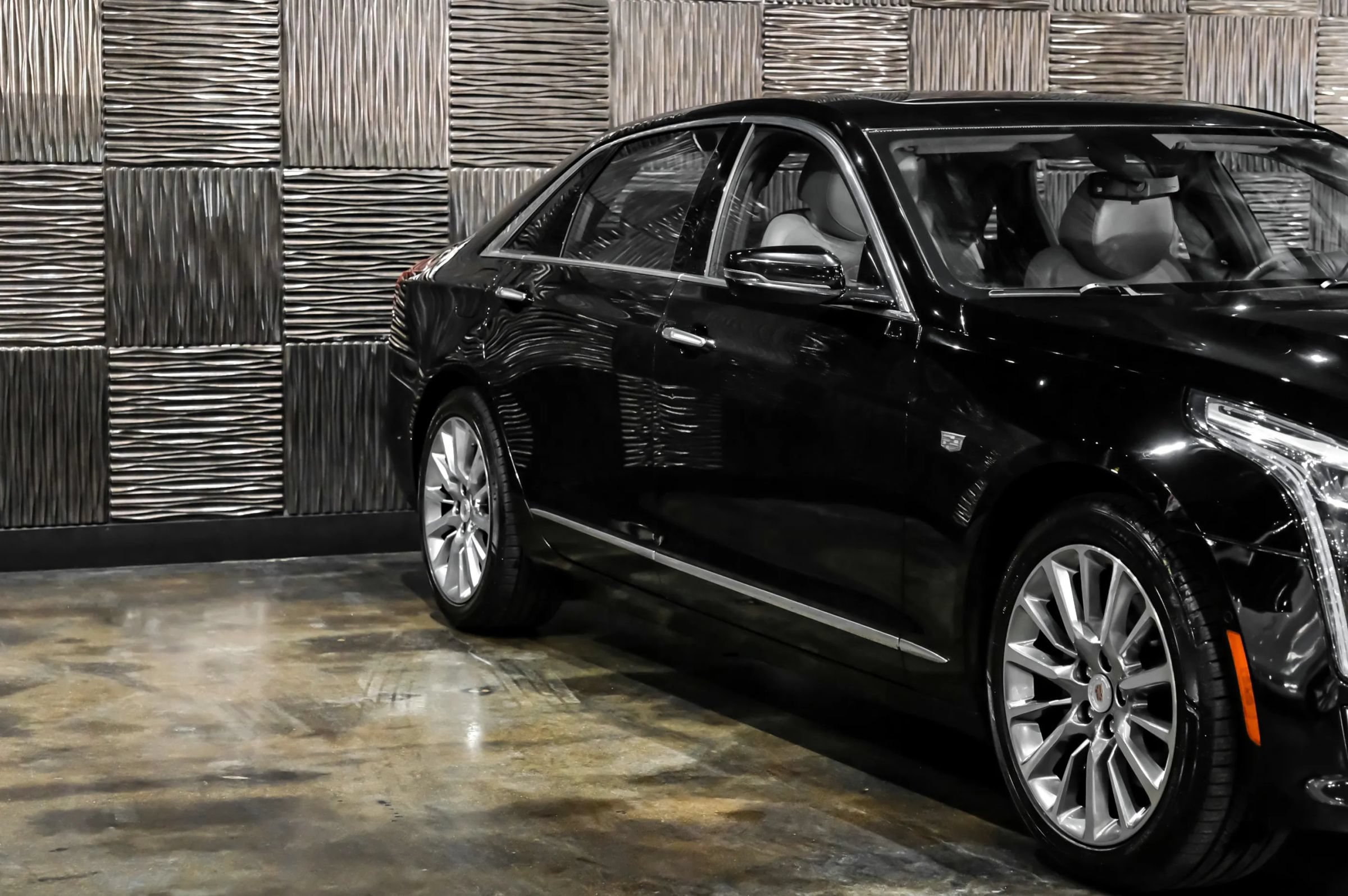 Used 2017 Cadillac CT6 Luxury AWD/4WD image 6
