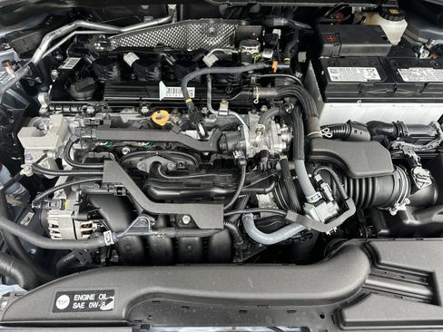 Used 2026 Toyota Corolla Cross L image 18