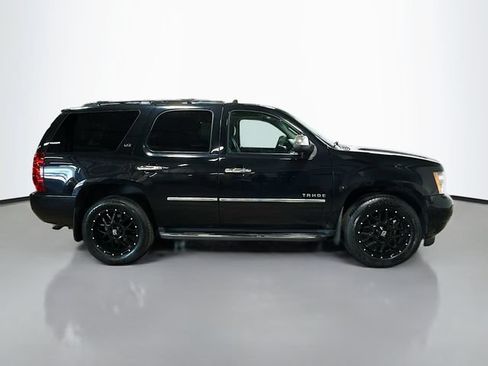 Used 2012 Chevrolet Tahoe LTZ AWD/4WD image 5