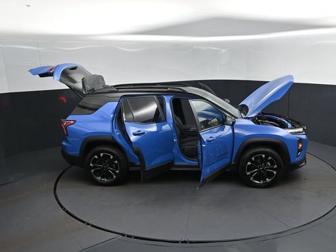 Certified 2025 Chevrolet Equinox RS w/ Safety and Technology Package FWD image 51