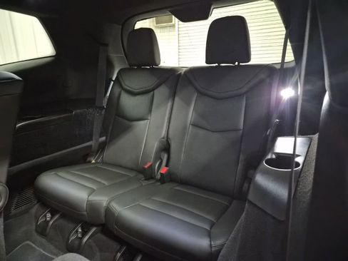 Certified 2025 Cadillac XT6 Premium Luxury image 21