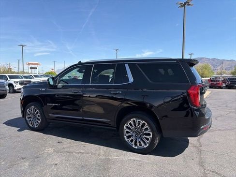 Used 2023 GMC Yukon Denali Ultimate AWD/4WD image 10