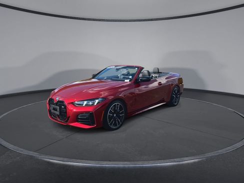 Used 2025 BMW M440i Convertible RWD image 4