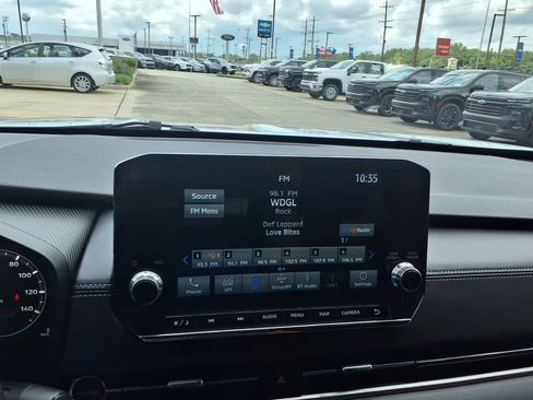 Used 2023 Mitsubishi Outlander Ralliart AWD/4WD image 26