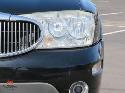 Used 2005 Buick Rainier CXL AWD/4WD image 38