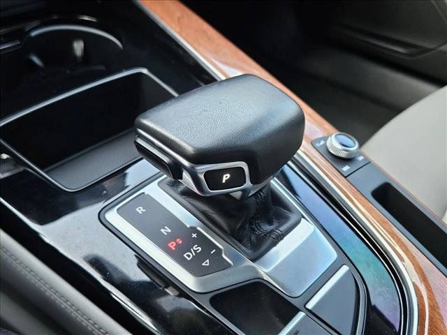 Used 2022 Audi A4 2.0T Premium Plus w/ Premium Plus Package AWD/4WD image 12