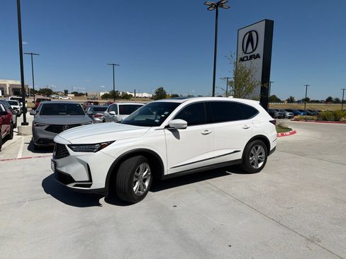 Used 2025 Acura MDX FWD image 4