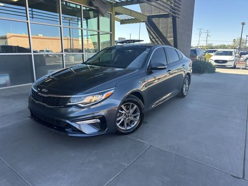 Used 2020 Kia Optima LX FWD image 1