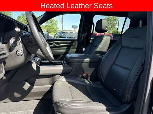 Used 2021 GMC Yukon XL Denali w/ Denali Premium Package AWD/4WD image 20