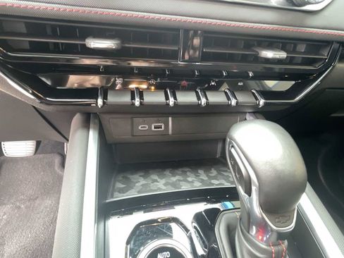 Certified 2024 Chevrolet Colorado Z71 w/ Advanced Trailering Package image 34