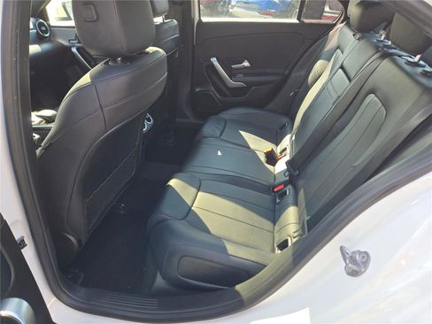 Used 2019 Mercedes-Benz A 220 4MATIC image 14