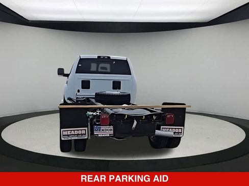 New 2026 RAM 4500 4x4 Crew Cab DRW w/ Laramie Trim Package image 8