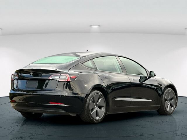 Used 2022 Tesla Model 3 Standard Range RWD image 6
