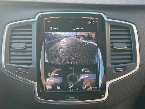 Used 2019 Volvo XC90 T6 Momentum w/ Advanced Package image 38