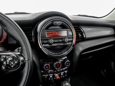 Used 2016 MINI Cooper 4-Door Hardtop FWD image 23