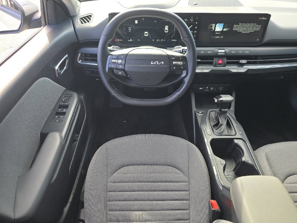Used 2025 Kia K4 EX FWD image 22