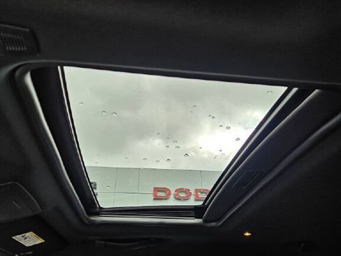 Used 2022 Dodge Challenger R/T Scat Pack image 17