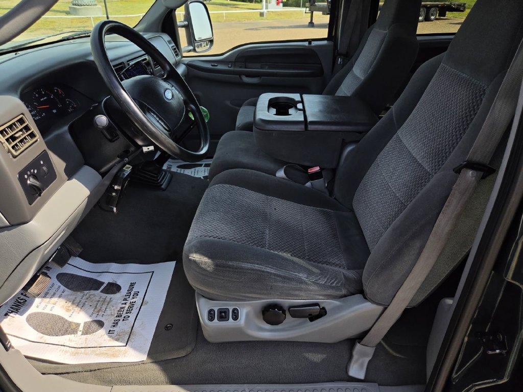 Used 2003 Ford F350 XL RWD image 24