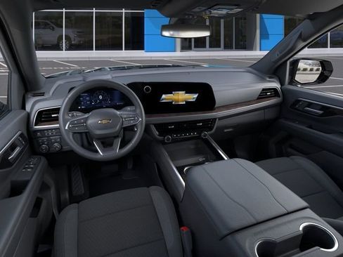 New 2026 Chevrolet Suburban LS w/ LS Custom Edition AWD/4WD image 15