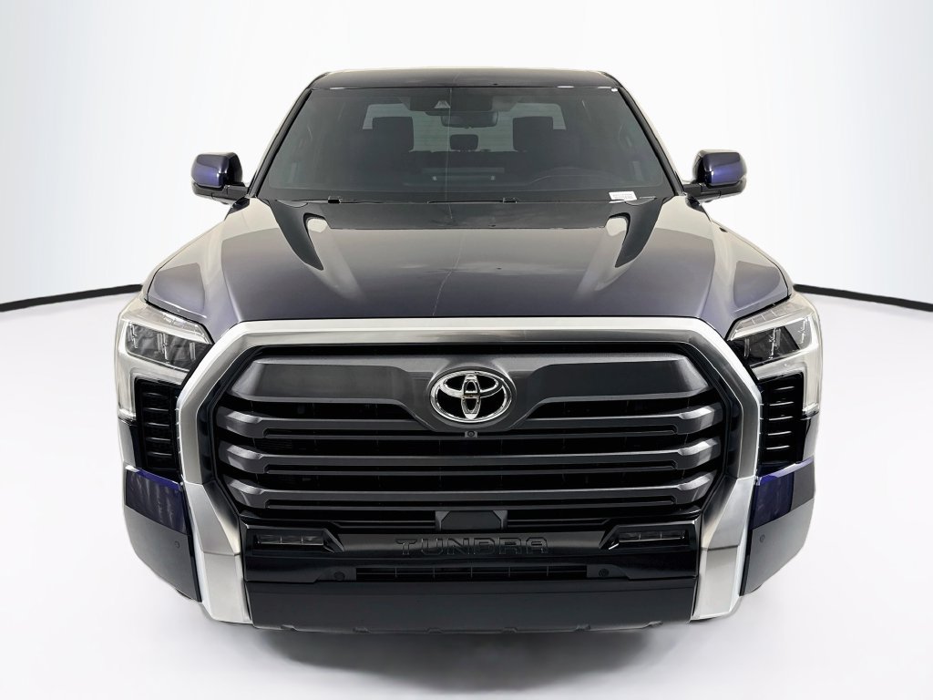 Used 2025 Toyota Tundra Limited AWD/4WD image 2