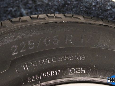 Used 2022 Chevrolet Equinox LS image 36