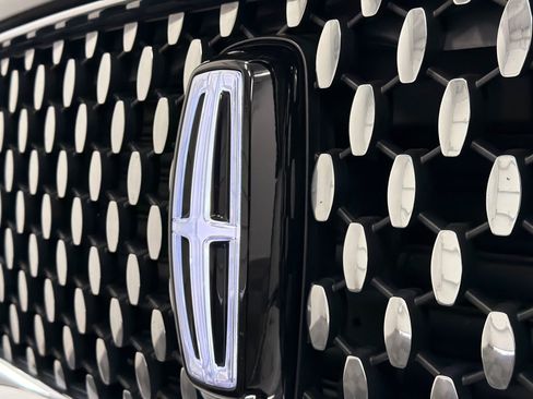 Certified 2023 Lincoln Navigator Black Label image 16